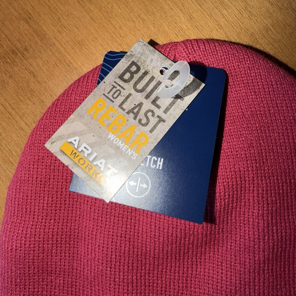 NEW Ariat Rebar Women's Beanie Hat 3M Thinsulate Stretch Elite, Crab Apple - Picture 3 of 4